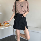 Schwarzer Jeansrock mit Schlitz und hoher Taille in A-Linie